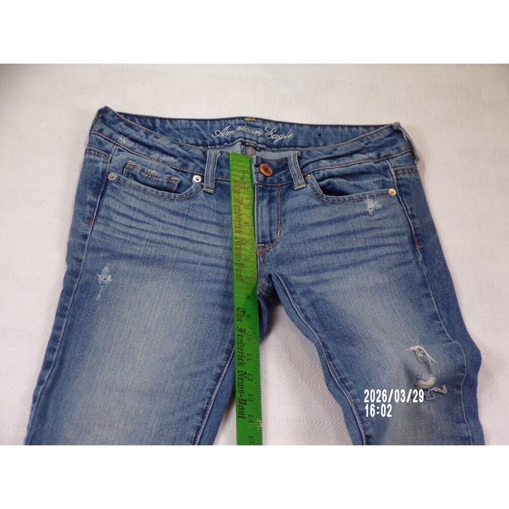 American Eagle VINTAGE FLARE Jeans Size 2 Reg Low Rise Y2K Distressed 2010 Retro - Picture 12 of 16